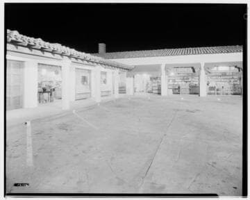 L1.3 - Lighting, stores - Industrial Lighting