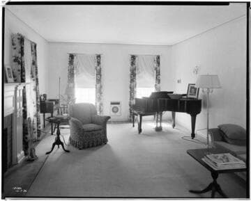 H2.7 - Home Living Room - All Electric Home