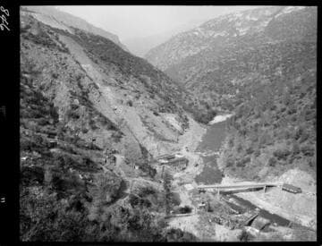 Big Creek - Mammoth Pool - General view of powerhouse area