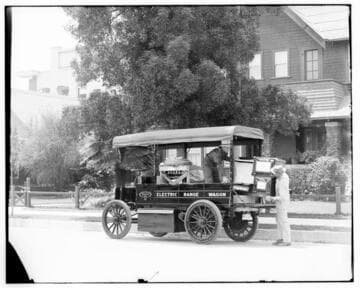 Unloading electric range at Long Beach residence from Electric Range Wagon #52