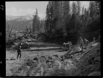 Big Creek - Mammoth Pool - Drilling of access road to office