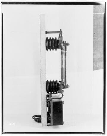 E1.1 - Electric Equipment misc. - Telephone Protector