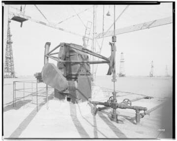 O1 - Oil Wells & Equipment - Baash-Ross Pump Outfit - close-up - Huntington Beach