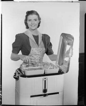 La Nelle Smith and Westinghouse roaster