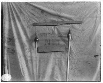 Graffiti at Mill Creek #3 Hydro Plant showing the needle design