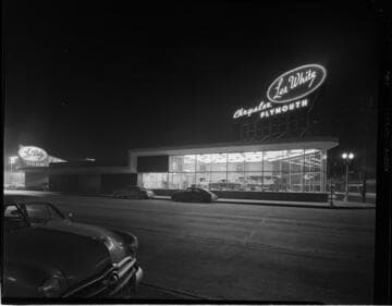 Les White Chrysler Plymoth dealership