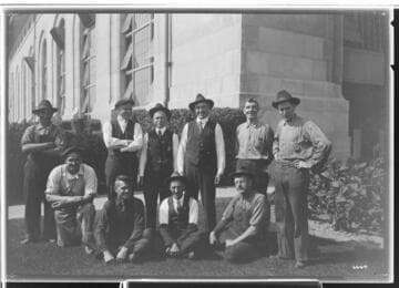 P1.1 - Group Portraits