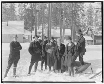 P1.1 - Group Portraits