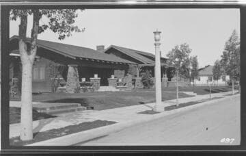 A  residential street in Visalia