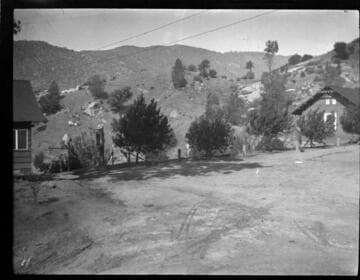 Cabins in foothill oak woodland