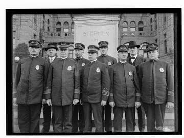Los Angeles Police Chief George K. Home and officers