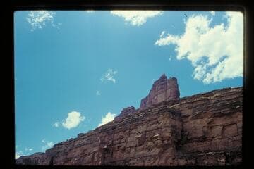 The City Hall, Mile 2.5