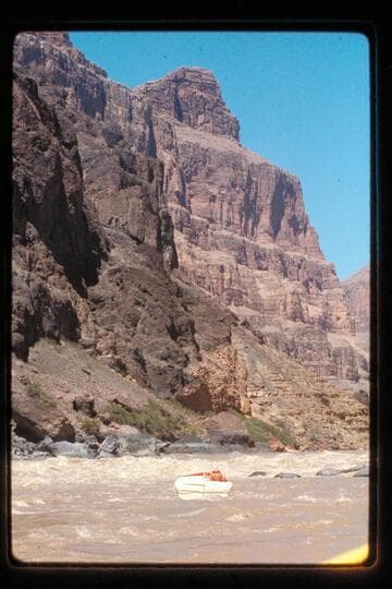 "Wee Red" runs to foot of Vulcan Rapids
