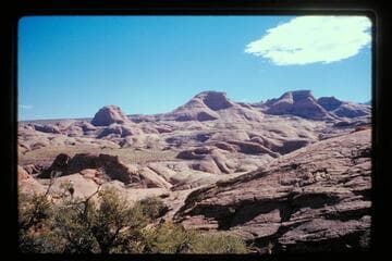 Down into Moepitz Canyon