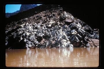 Middle Granite Gorge