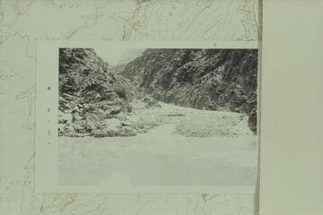 Up Separation Canyon at the left bank