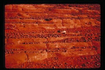 Navajo marbles, plateau west of Nasja Creek