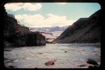 Up river, Tapeats Creek