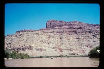 Down to mouth of Green River from Green River