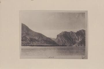 Down to the gateway to Split Mountain from Little Park