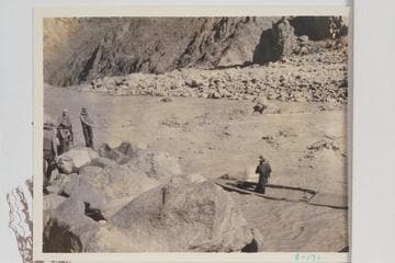 Saving Bus Hatch's boat at right bank at Hermit Rapid.  Bright Angel gauge:  2,070 cfs