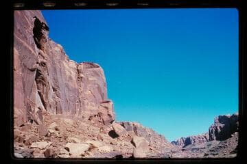 Arch in Knowles Canyon