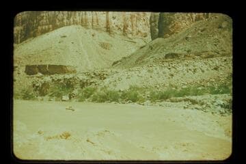 "Esmeralda II" entering Vulcan Rapid