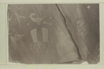 Pictographs at the head of Piute Rapid