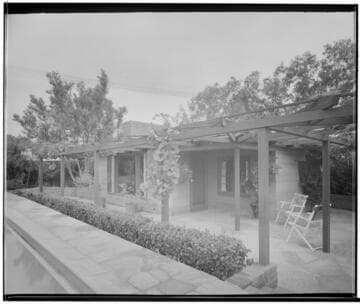 Beloin, Mr. and Mrs. Edmund, residence