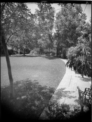 Landscaping in Dallas for Joseph E. Howland: Boggess residence