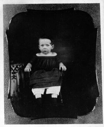 Portrait of Henry E. Huntington under the age of two