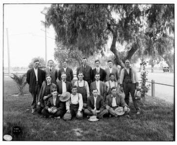 P1.1 - Group Portraits