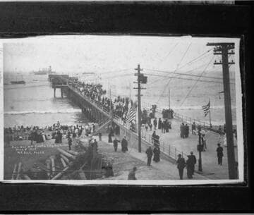 Pier Day at Santa Monica, Cal. Sept 9, 1909
