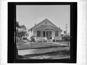 House at 1144 Fifth Street, Santa Monica