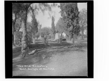 Old Cemetery, Robt. Carlyle [i.e. Robert Carlisle] at the left