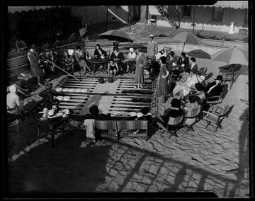Giant backgammon game, Santa Monica