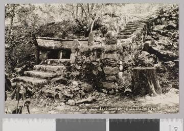 Wake Robin Lodge grounds