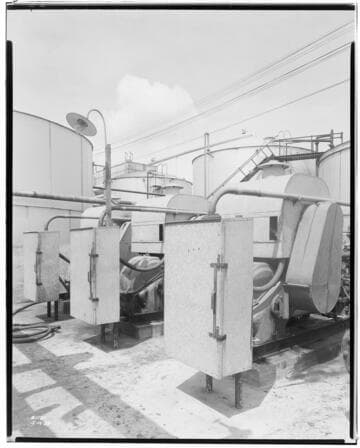 O1 - Oil Wells & Equipment - Electric Oil Pump at Estado Petroleum Co
