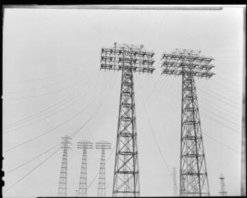 Stringing tall, 6 circuit towers