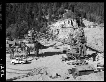 Big Creek - Mammoth Pool - Rock crusher