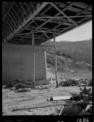Big Creek - Mammoth Pool - Spillway bridge