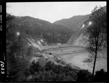 Big Creek - Mammoth Pool - Damsite at dusk