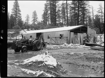Big Creek - Mammoth Pool - Damsite warehouse erection
