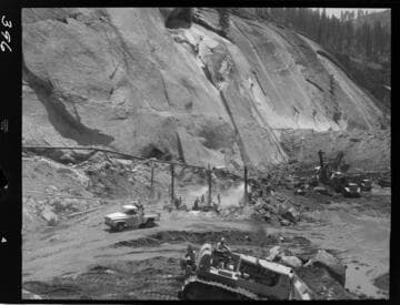 Big Creek - Mammoth Pool - Drilling and excavation at east side of cutoff