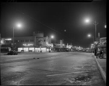 Street lighting on corner of Manchester & Market street at night