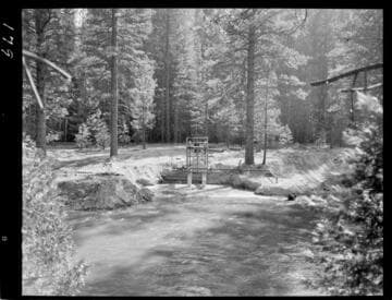 Big Creek - Mammoth Pool - Pumps on Chiquito Creek for trailer court