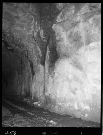 Big Creek - Mammoth Pool - General view of rock structures in diversion tunnel