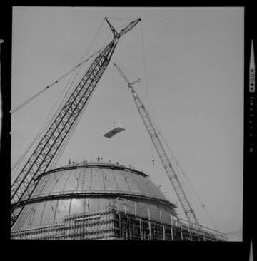 Constructing containment building for Unit #1 at San Onofre Nuclear Generating Station