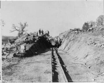 The first few miles of the S. J. & E. were easy to construct