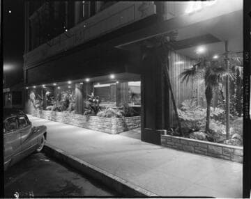 Lighting in front of business